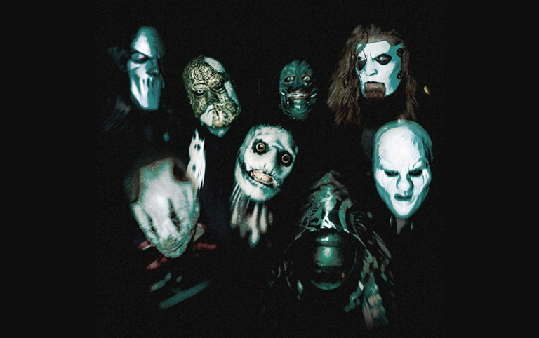 Fotografia colorida da banda de heavy metal Slipknot - para divulgação do Festival KnotFest 2024 no Brasil 