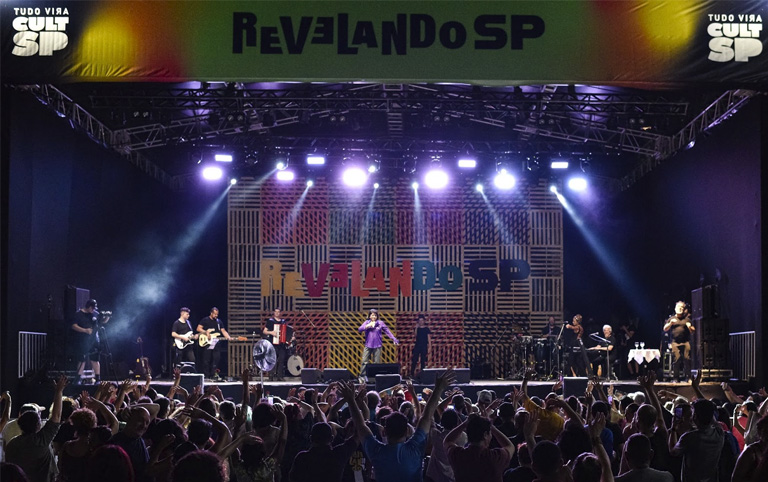 Fotografia colorida com o logo do Revelando SP em destaque - Divulgação