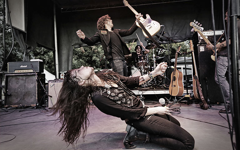 Fotografia colorida de THE LAST INTERNATIONALE por MRossi 